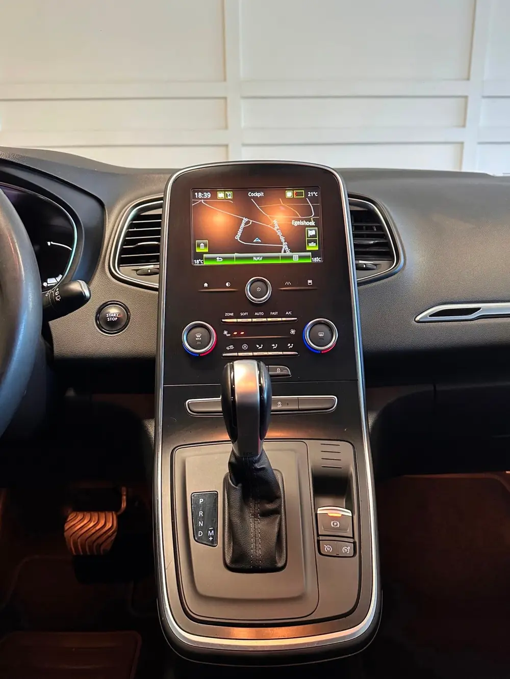 Renault Grand Scenic Grand Scénic 1.3 TCe Bose 7 Persoons uit 2019, foto 9
