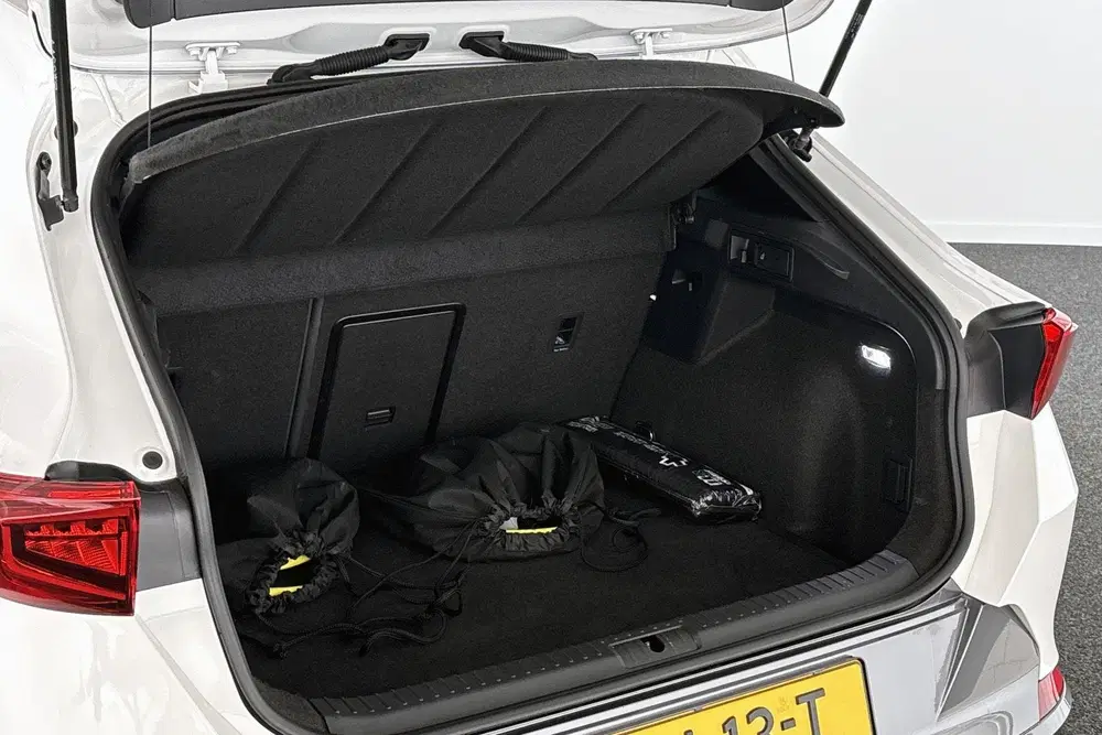 Cupra Formentor 1.4 TSI e-Hybrid SOH 100% PHEV Stoel-Stuur uit 2022, foto 10