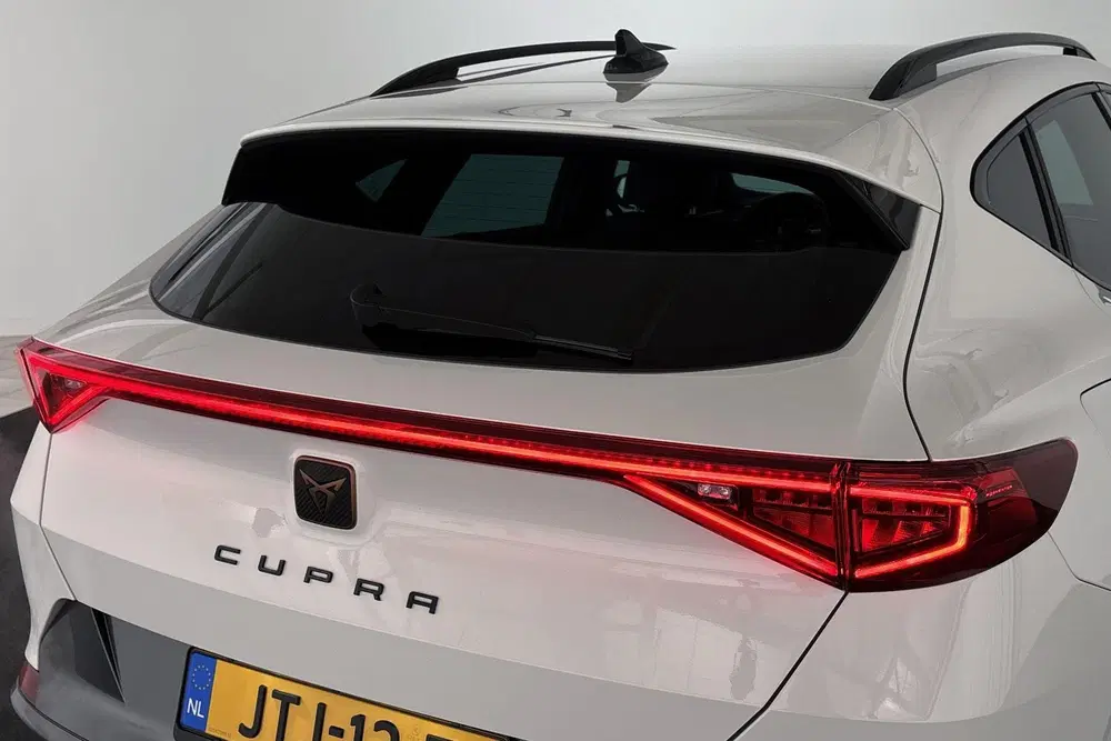 Cupra Formentor 1.4 TSI e-Hybrid SOH 100% PHEV Stoel-Stuur uit 2022, foto 19