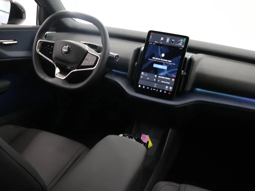 Volvo EX30 Single Motor Extended Range Plus 69 kWh uit 2024, foto 9