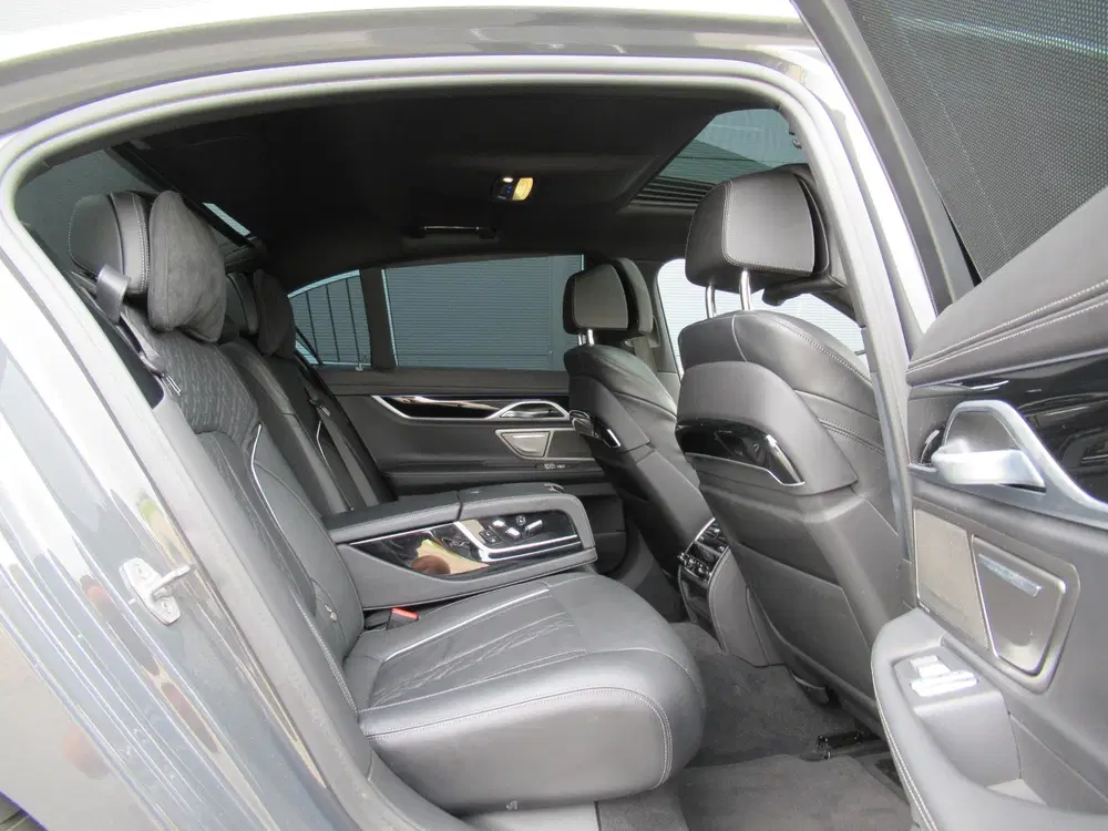 BMW 7-serie 745e High Executive uit 2022, foto 12