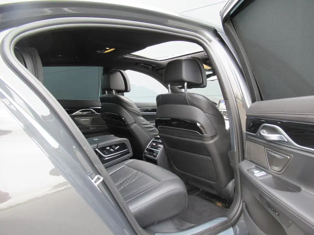BMW 7-serie 745e High Executive uit 2022, foto 13