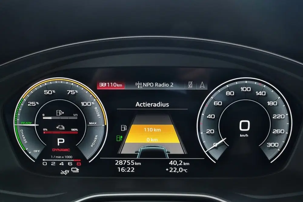Audi Q5 50 TFSI e S-Line Comp. (bj 2022) uit 2022, foto 8