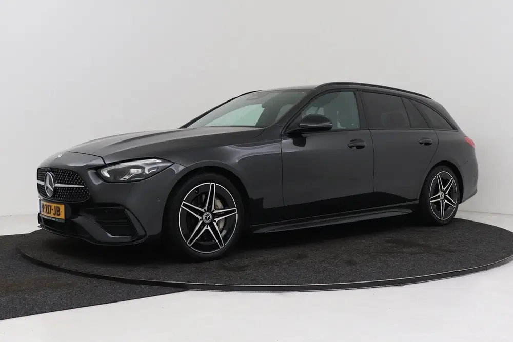 Mercedes-Benz C-Klasse 180 AMG Line uit 2022, foto 5