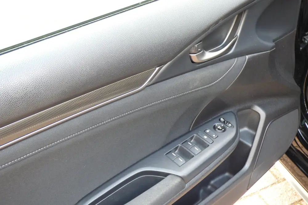 Honda Civic 1.0 i-VTEC Executive uit 2019, foto 12