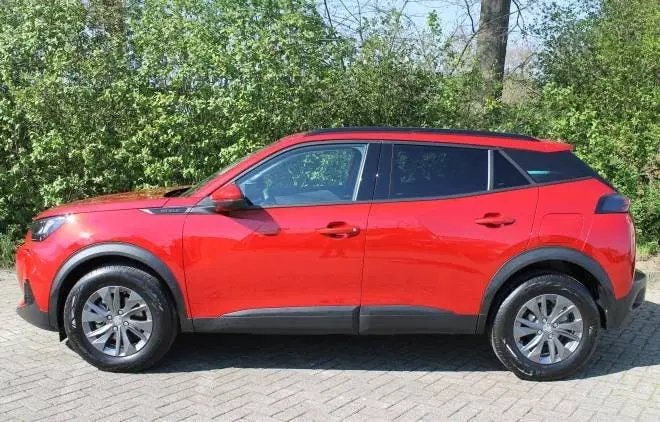 Peugeot 2008 1.2 Puretech 100pk Allure uit 2022, foto 7