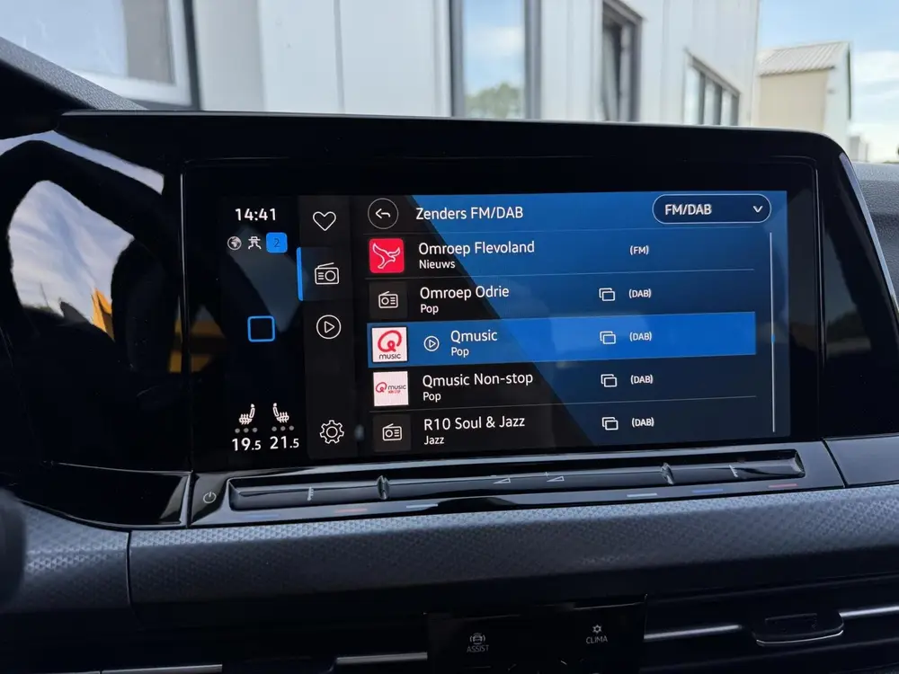 Volkswagen Golf 1.5 eTSI Style Automaat | Carplay | Camera | uit 2021, foto 13