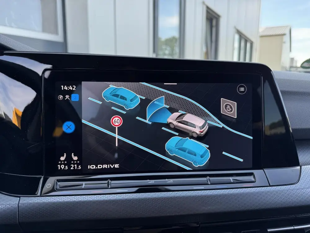 Volkswagen Golf 1.5 eTSI Style Automaat | Carplay | Camera | uit 2021, foto 19