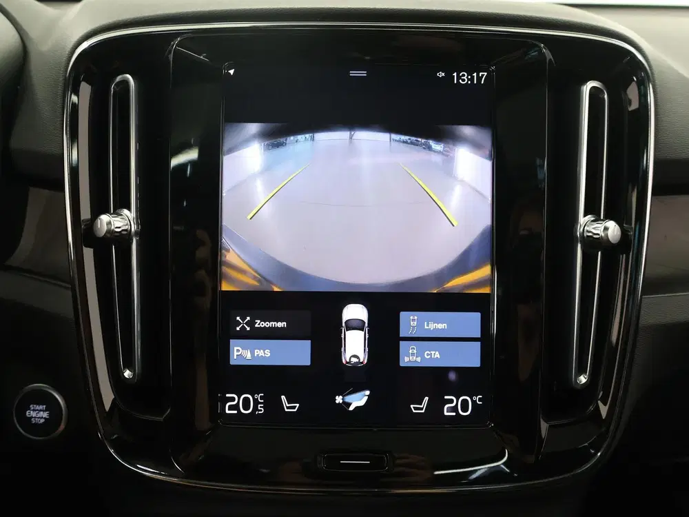 Volvo XC40 1.5 T4 Plug-in hybrid Ultimate Dark uit 2022, foto 16