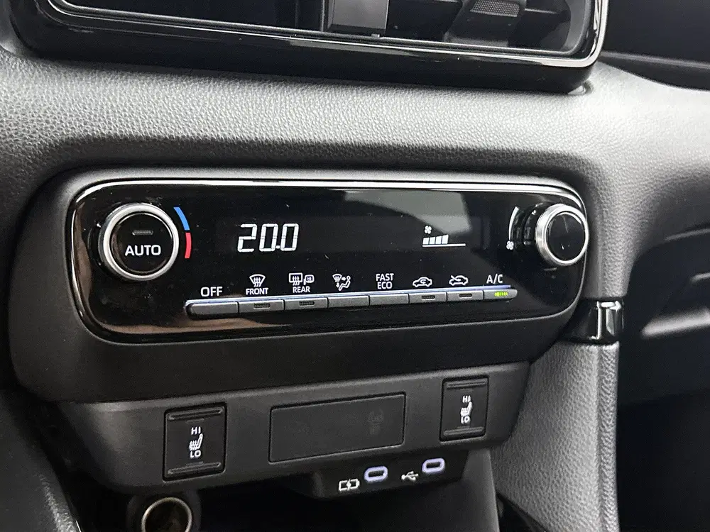 Toyota Yaris 1.5 Hybrid 115 Dynamic Comfort Pack uit 2025, foto 10