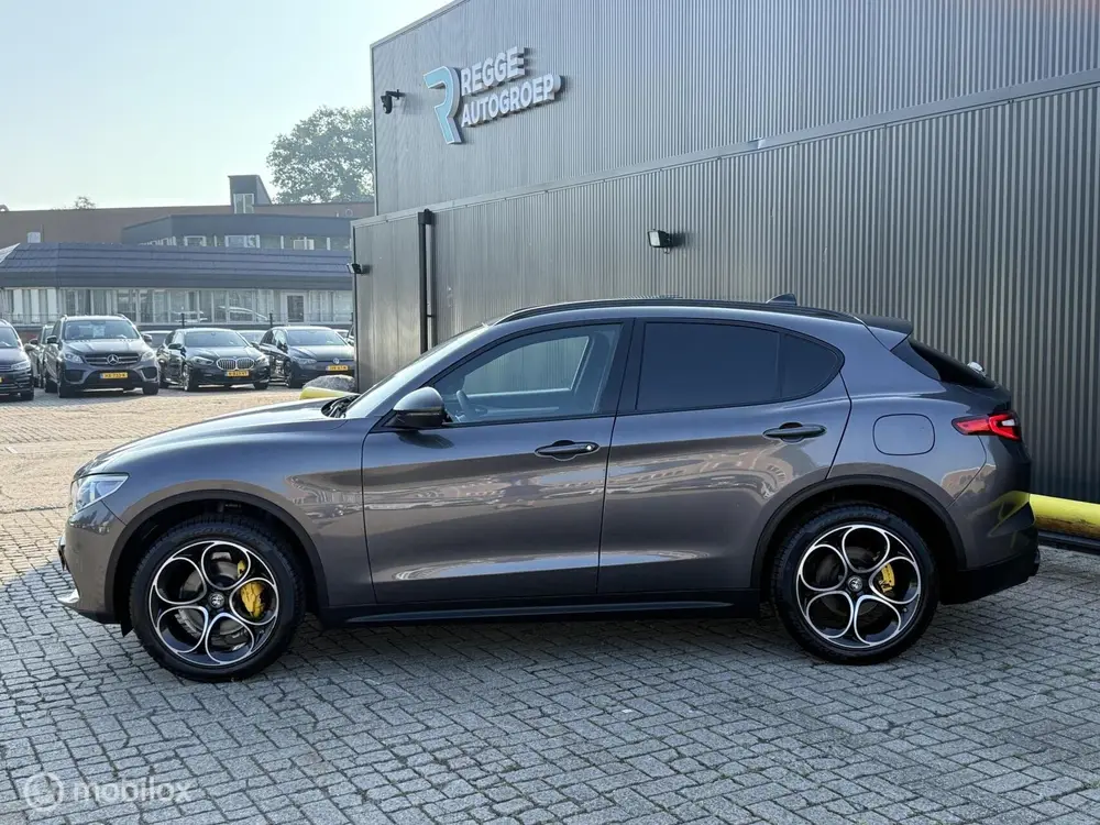 Alfa Romeo Stelvio 2.0 T AWD Sprint PERFORMANCE uit 2020, foto 7