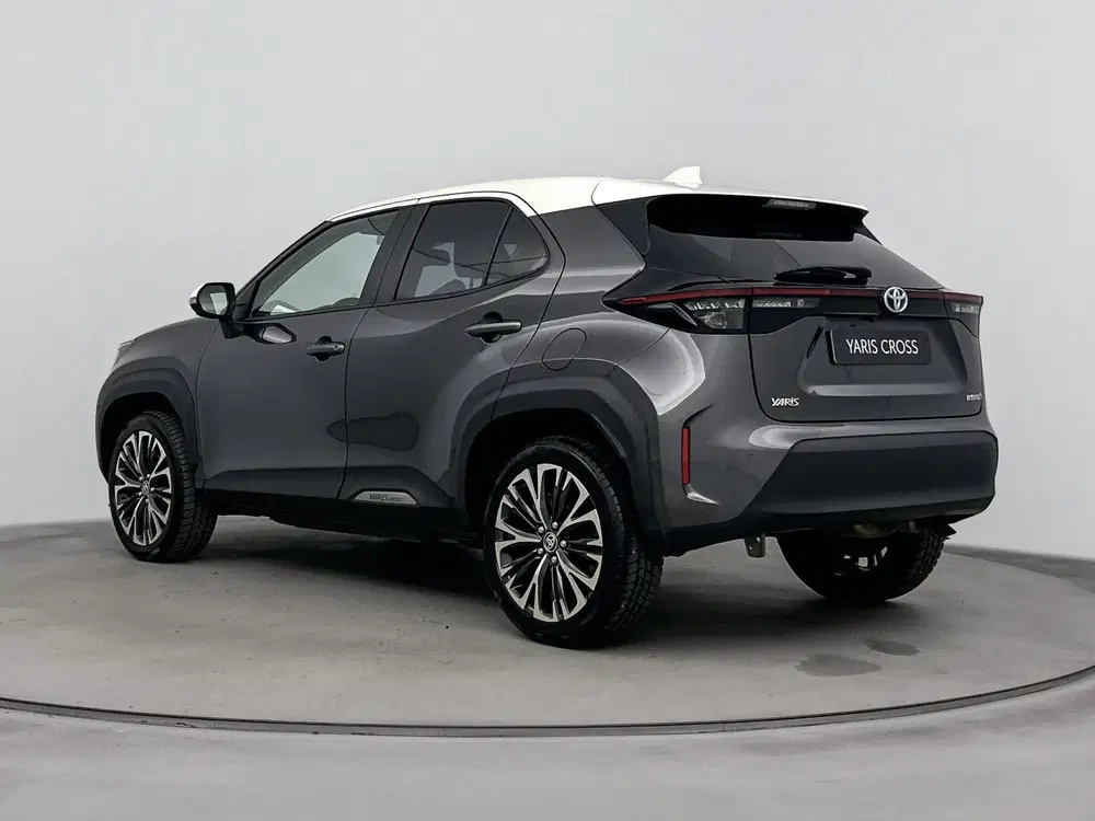 Toyota Yaris Cross 1.5 Hybrid Executive Bi-Tone uit 2022, foto 14
