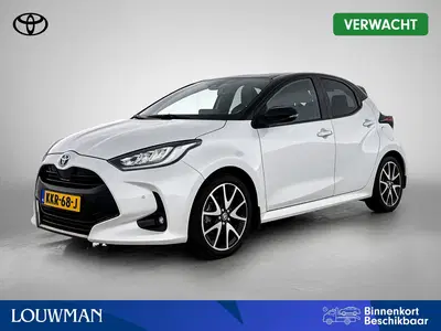 Toyota Yaris 1.5 Hybrid Executive Limited uit 2022