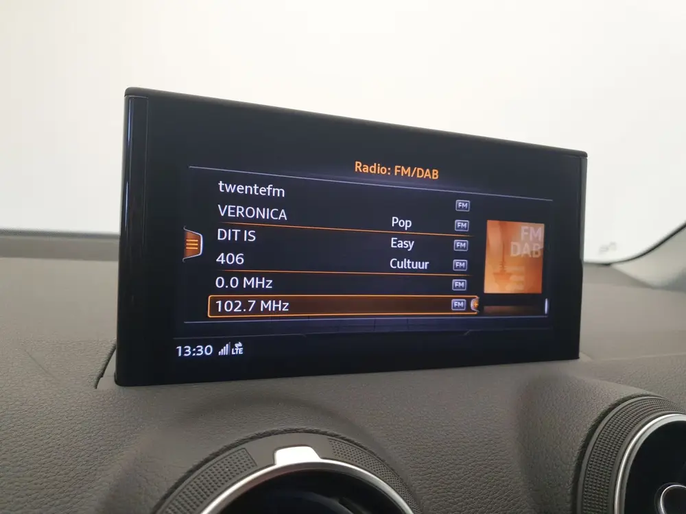 Audi Q2 35 TFSI 150pk S-Tronic S-Line Climatronic uit 2023, foto 11