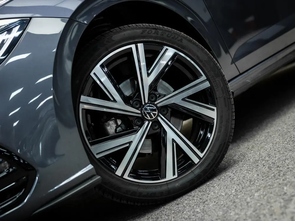 Volkswagen Polo 1.0 TSI R-Line Edition | DSG | 3x R-Line | P uit 2025, foto 2