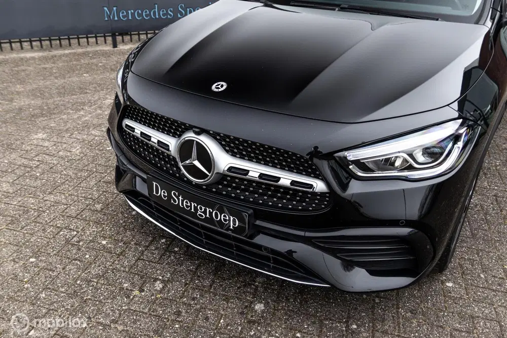 Mercedes-Benz GLA 250 e AMG Line uit 2022, foto 5