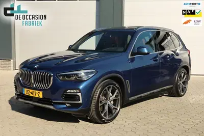 BMW X5 XDrive40i High Executive Luchtvering 4-wie uit 2019