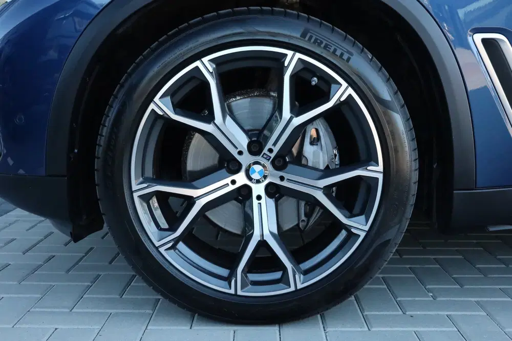 BMW X5 XDrive40i High Executive Luchtvering 4-wie uit 2019, foto 11