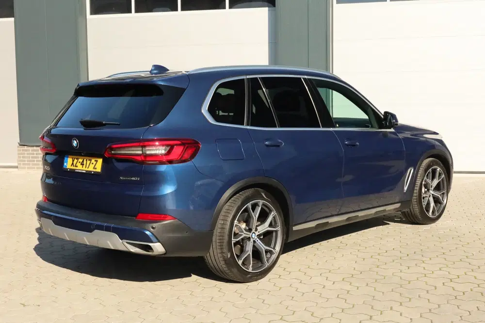 BMW X5 XDrive40i High Executive Luchtvering 4-wie uit 2019, foto 2