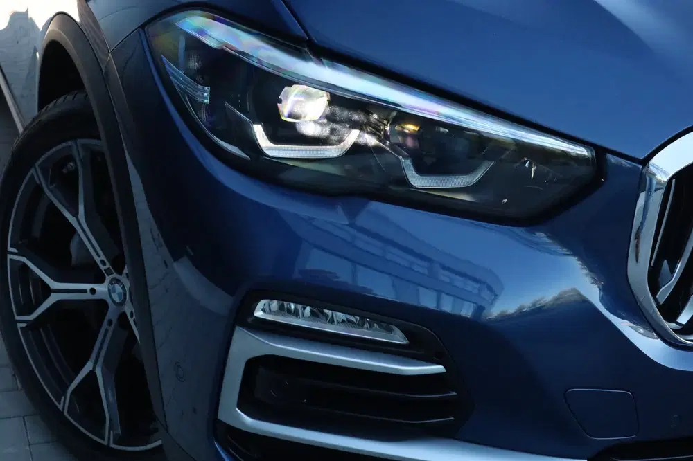 BMW X5 XDrive40i High Executive Luchtvering 4-wie uit 2019, foto 9