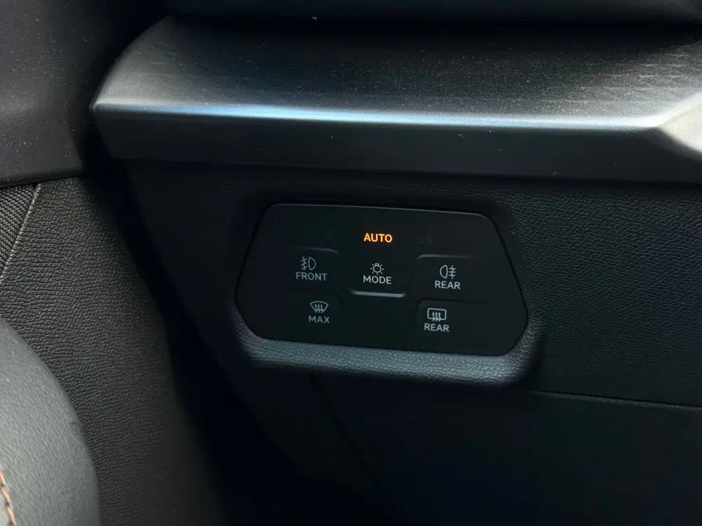 Cupra Formentor 1.5 TSI e-Hybrid Business uit 2025, foto 16
