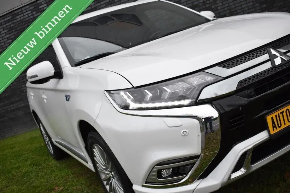 Mitsubishi Outlander 2.4 PHEV Diamand Edition 360º CAMERA/L uit 2019, foto 14