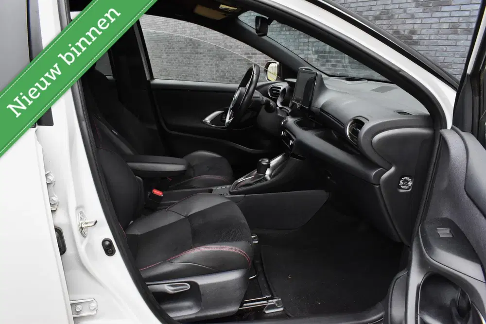 Toyota Yaris 1.5 Hybrid GR Sport JBL uit 2022, foto 13