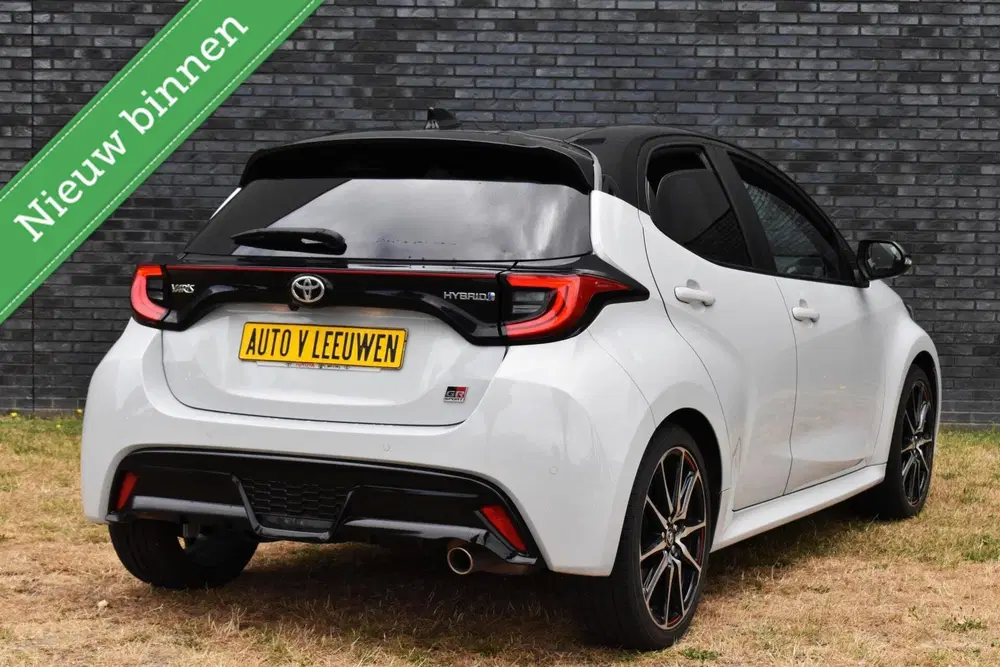 Toyota Yaris 1.5 Hybrid GR Sport JBL uit 2022, foto 4