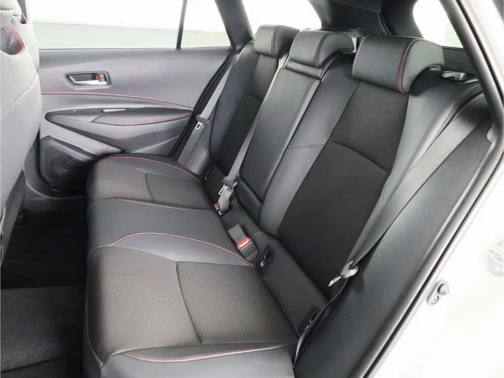 Toyota Corolla Hybrid 140 GR Sport *DEMO* uit 2025, foto 16