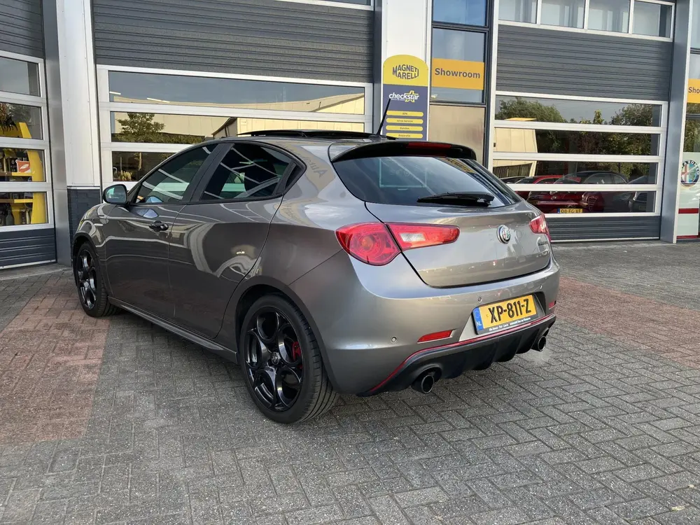 Alfa Romeo Giulietta 1.750 Turbo Veloce | Origineel Nederlan uit 2019, foto 17