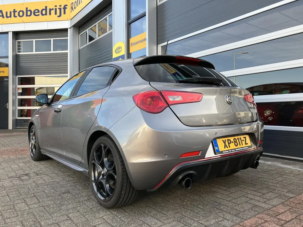 Alfa Romeo Giulietta 1.750 Turbo Veloce | Origineel Nederlan uit 2019, foto 20
