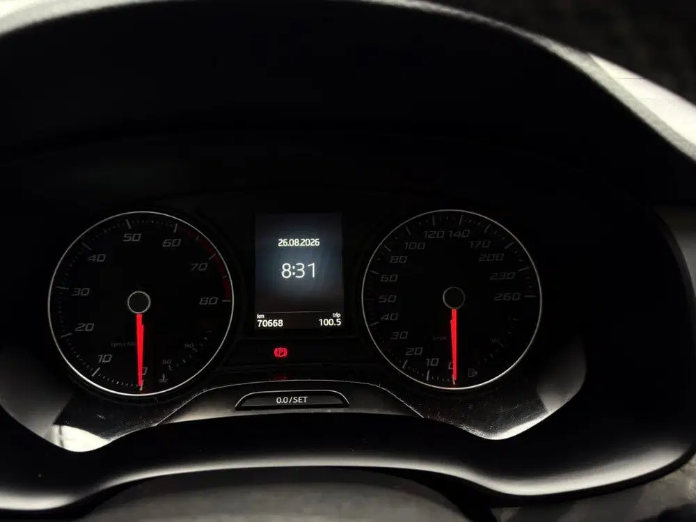 SEAT Ateca 1.0 Ecotsi 115pk 2020 Grijs uit 2020, foto 13