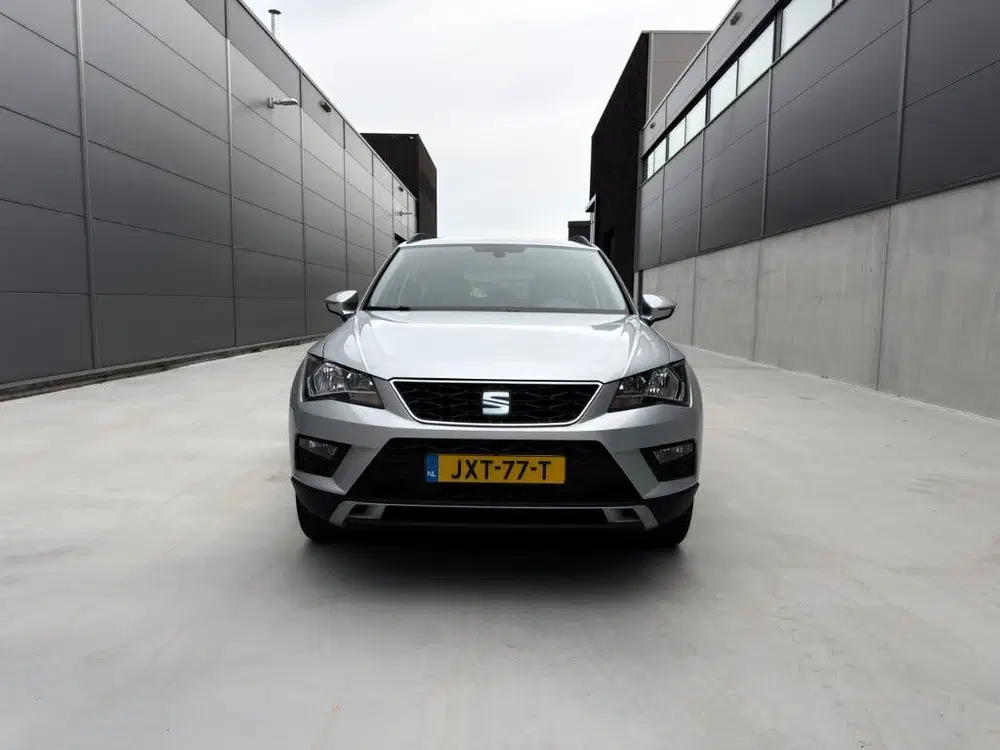 SEAT Ateca 1.0 Ecotsi 115pk 2020 Grijs uit 2020, foto 3