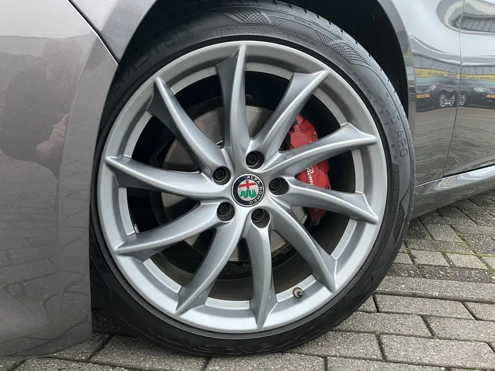 Alfa Romeo Giulia 2.0T Super | BTW Auto interessant voor ond uit 2020, foto 8