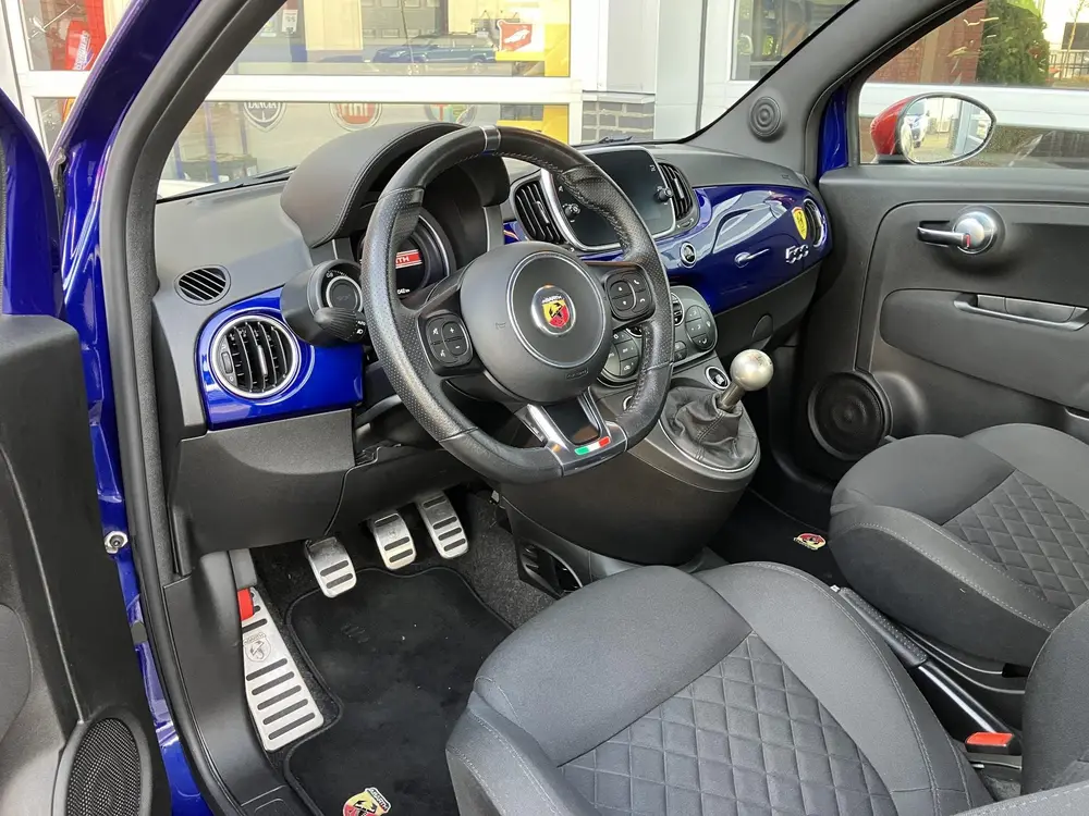 Abarth 595 1.4 T-Jet 595 107kW uit 2021, foto 16