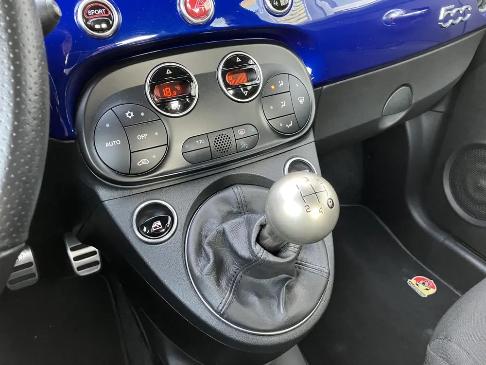 Abarth 595 1.4 T-Jet 595 107kW uit 2021, foto 20