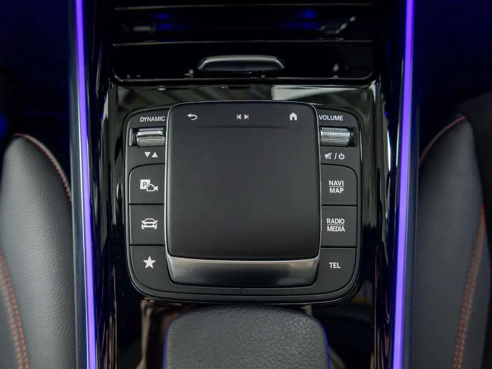 Mercedes-Benz EQA 250 Business Solution AMG 67 kWh uit 2022, foto 19