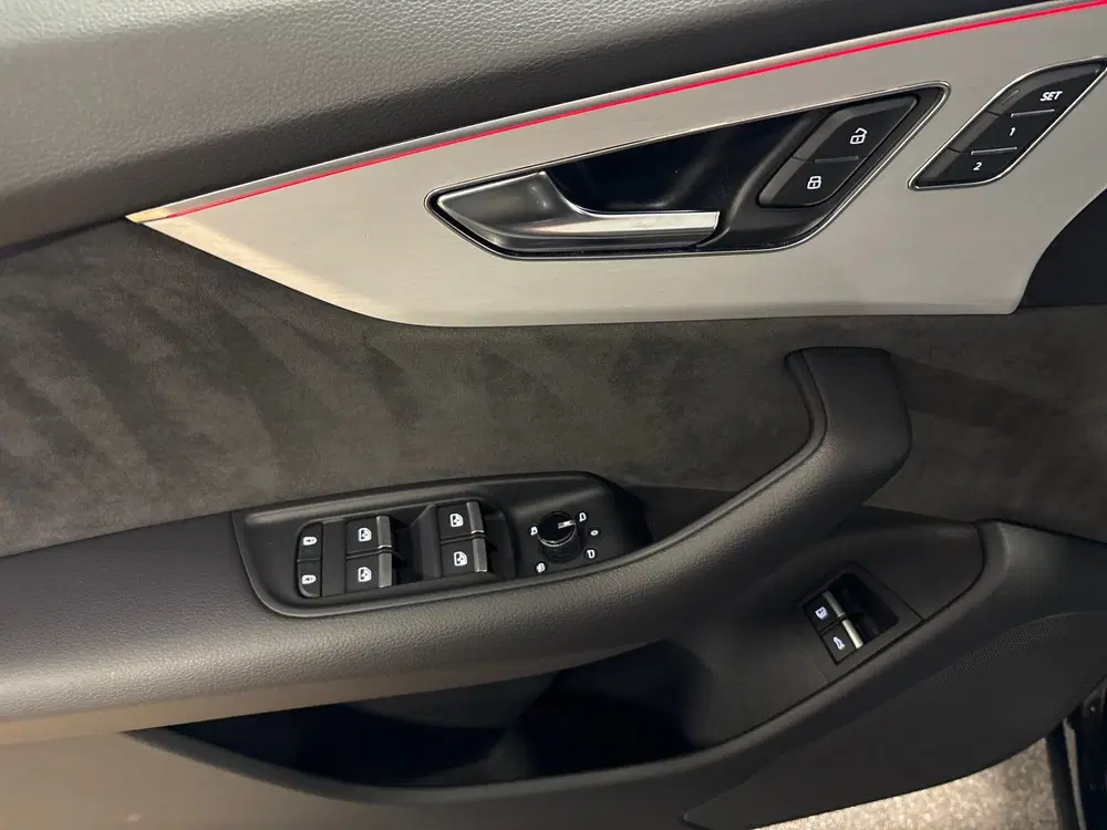 Audi Q8 60 TFSI e quattro Pro Line S Competition uit 2021, foto 13