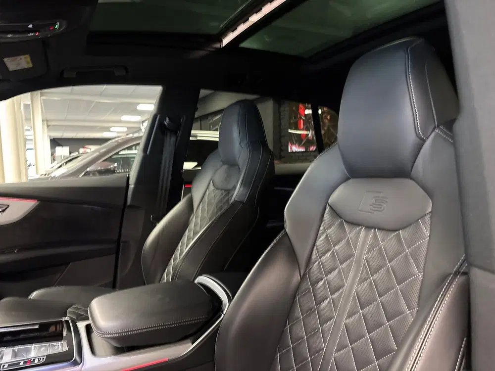 Audi Q8 60 TFSI e quattro Pro Line S Competition uit 2021, foto 15