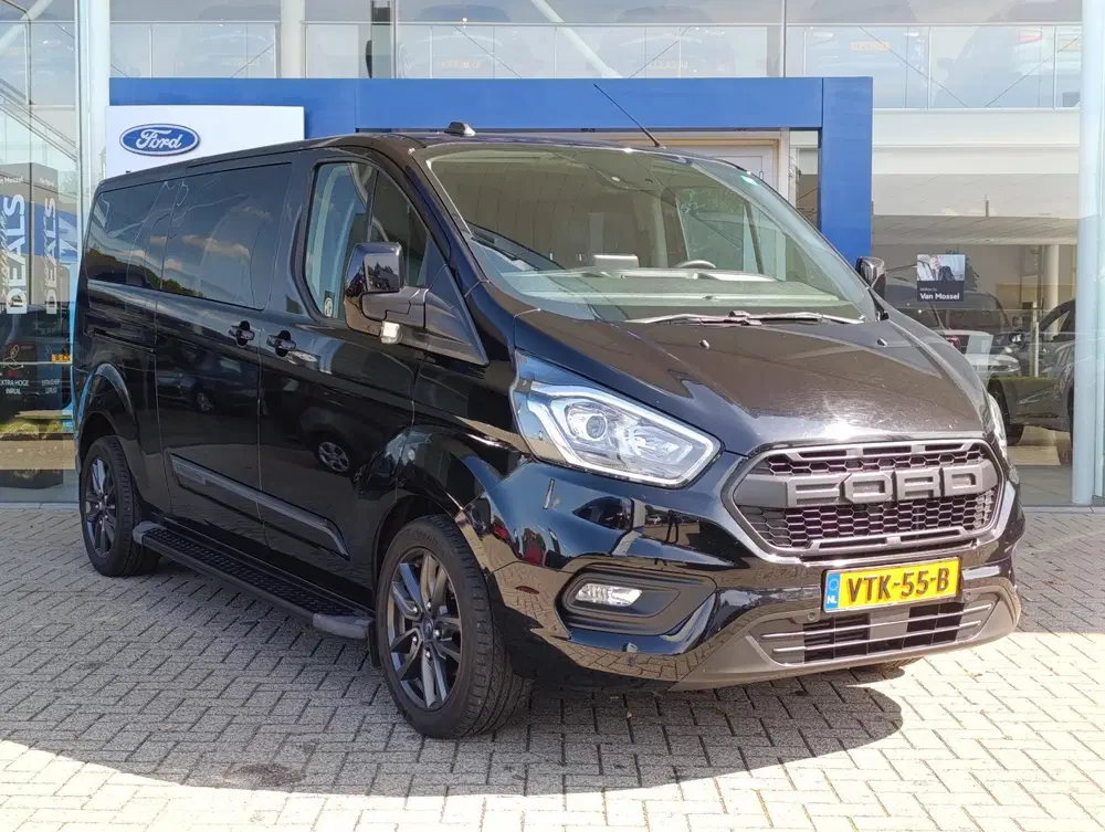Ford Transit Custom 320 2.0 TDCI L2H1 Platinum Edition uit 2023, foto 2
