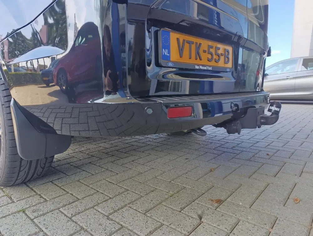 Ford Transit Custom 320 2.0 TDCI L2H1 Platinum Edition uit 2023, foto 8