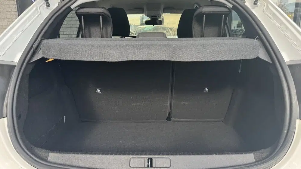 Peugeot 208 1.2 PT 75 Style uit 2023, foto 12