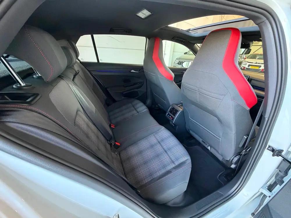 Volkswagen GOLF 2.0 TSI GTI Uniek 6250 dzkm Panorama Camera uit 2021, foto 15