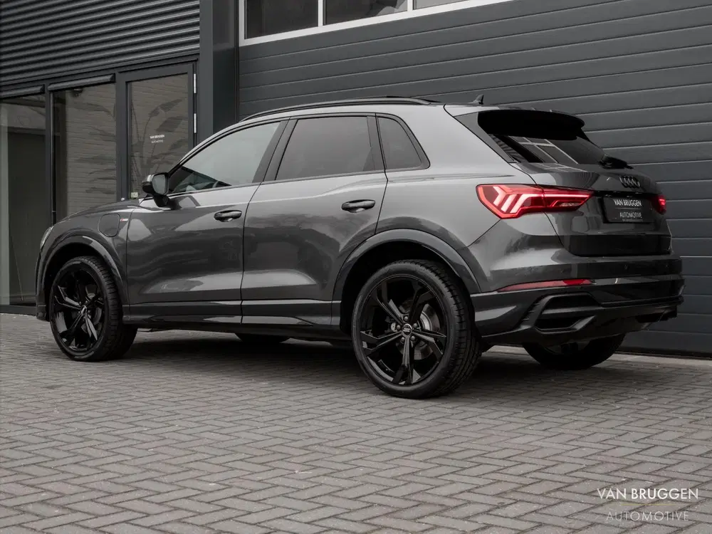 Audi Q3 45 TFSI e S-Line Pano SONOS Sfeer BTW Came uit 2024, foto 13