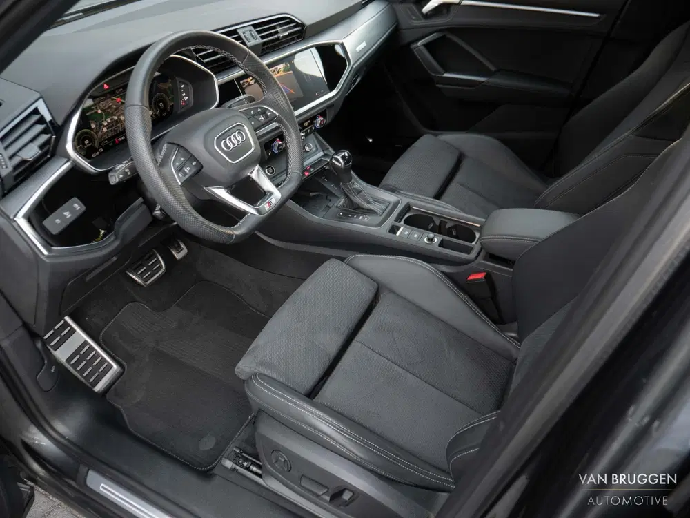 Audi Q3 45 TFSI e S-Line Pano SONOS Sfeer BTW Came uit 2024, foto 14