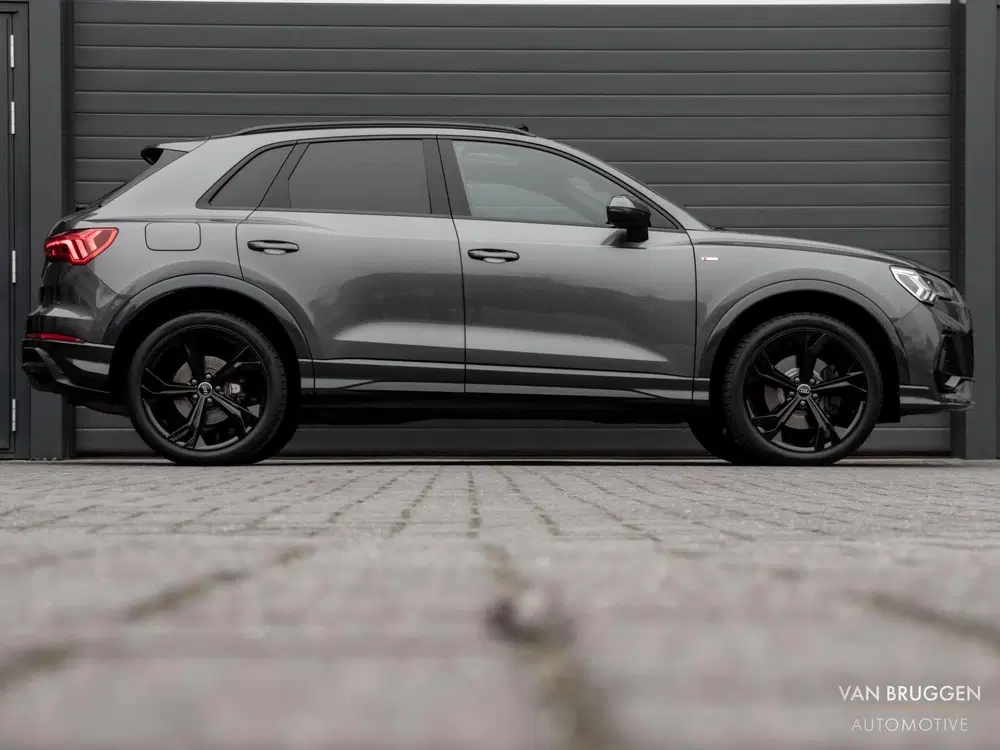 Audi Q3 45 TFSI e S-Line Pano SONOS Sfeer BTW Came uit 2024, foto 18