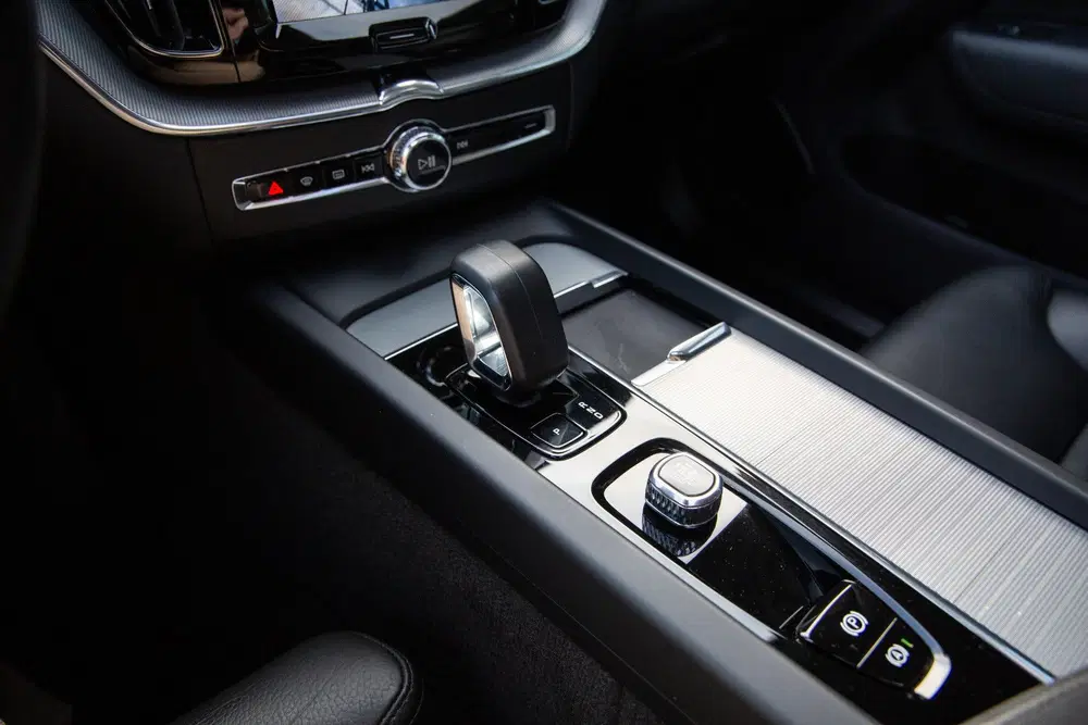 Volvo XC60 2.0 T8 Plug-in hybrid AWD Ultimate Dark uit 2023, foto 6