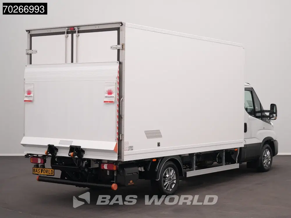 Iveco Daily BPM VRIJ 3.0L Laadklep Koelwagen Vriezer uit 2024, foto 2