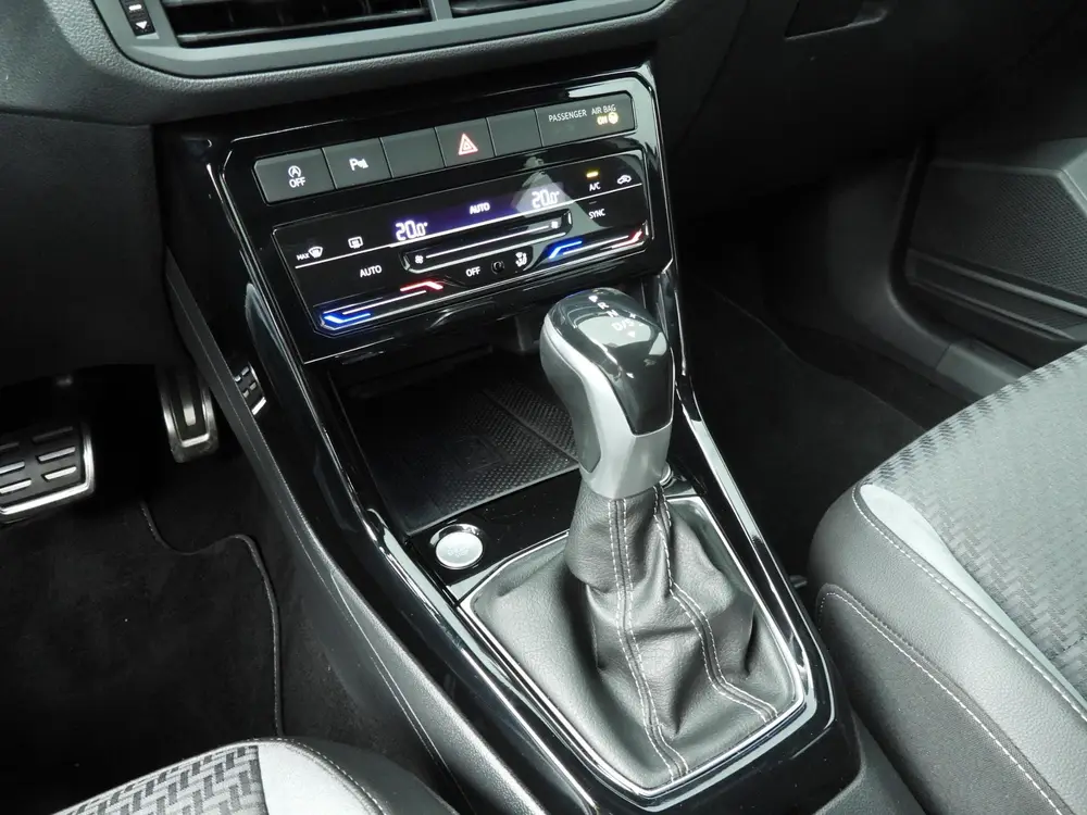 Volkswagen T-Cross 1.0 TSI R-Line DSG | Camera | Navi | CarP uit 2023, foto 11