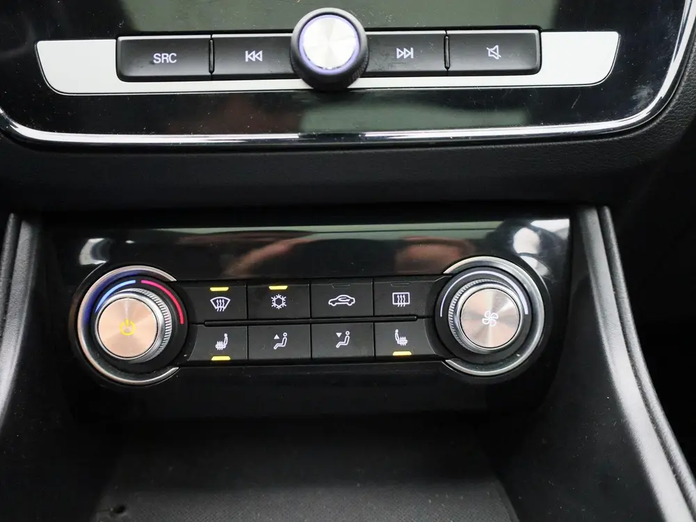 MG ZS EV Luxury 45 kWh | Automaat | Panoramadak | Leder | uit 2021, foto 18